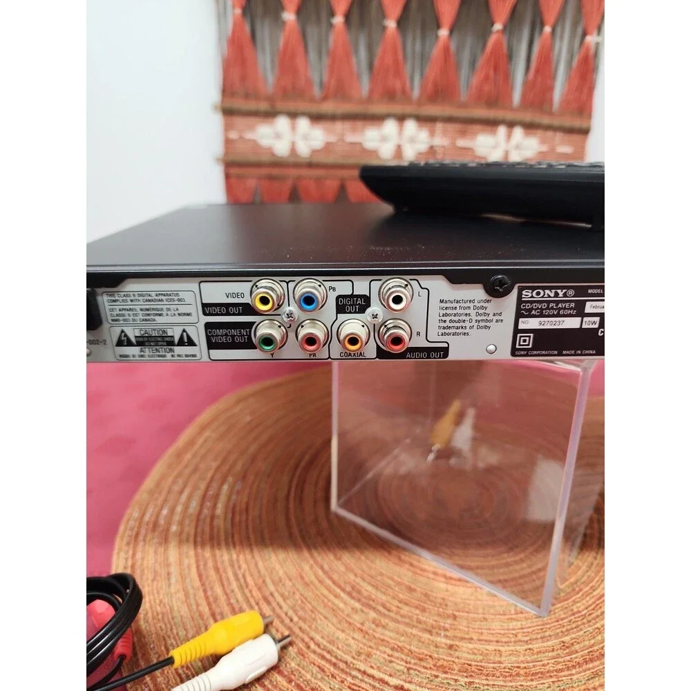 Sony DVP-SR201P DVD Player
